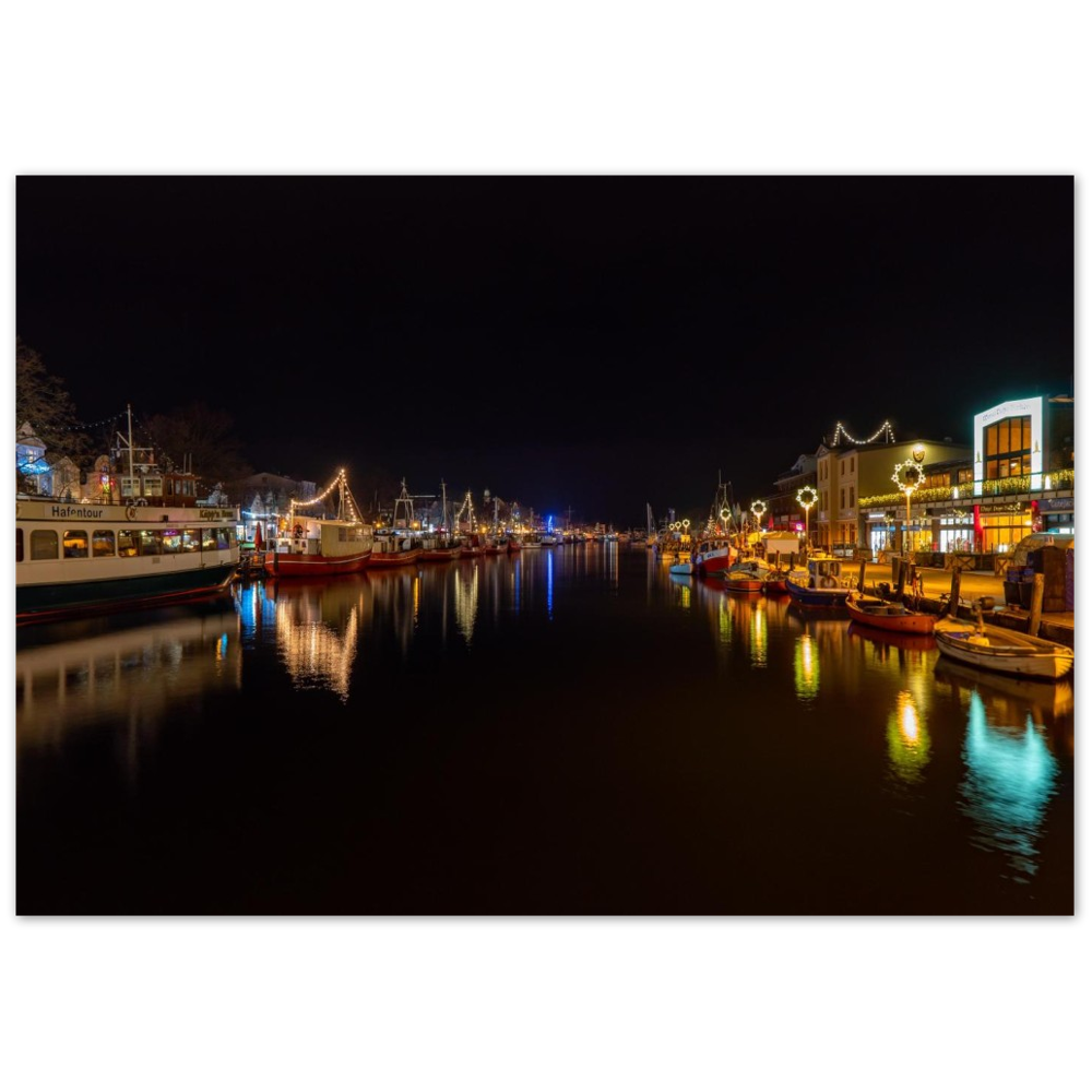 Warnemünde bei Nacht