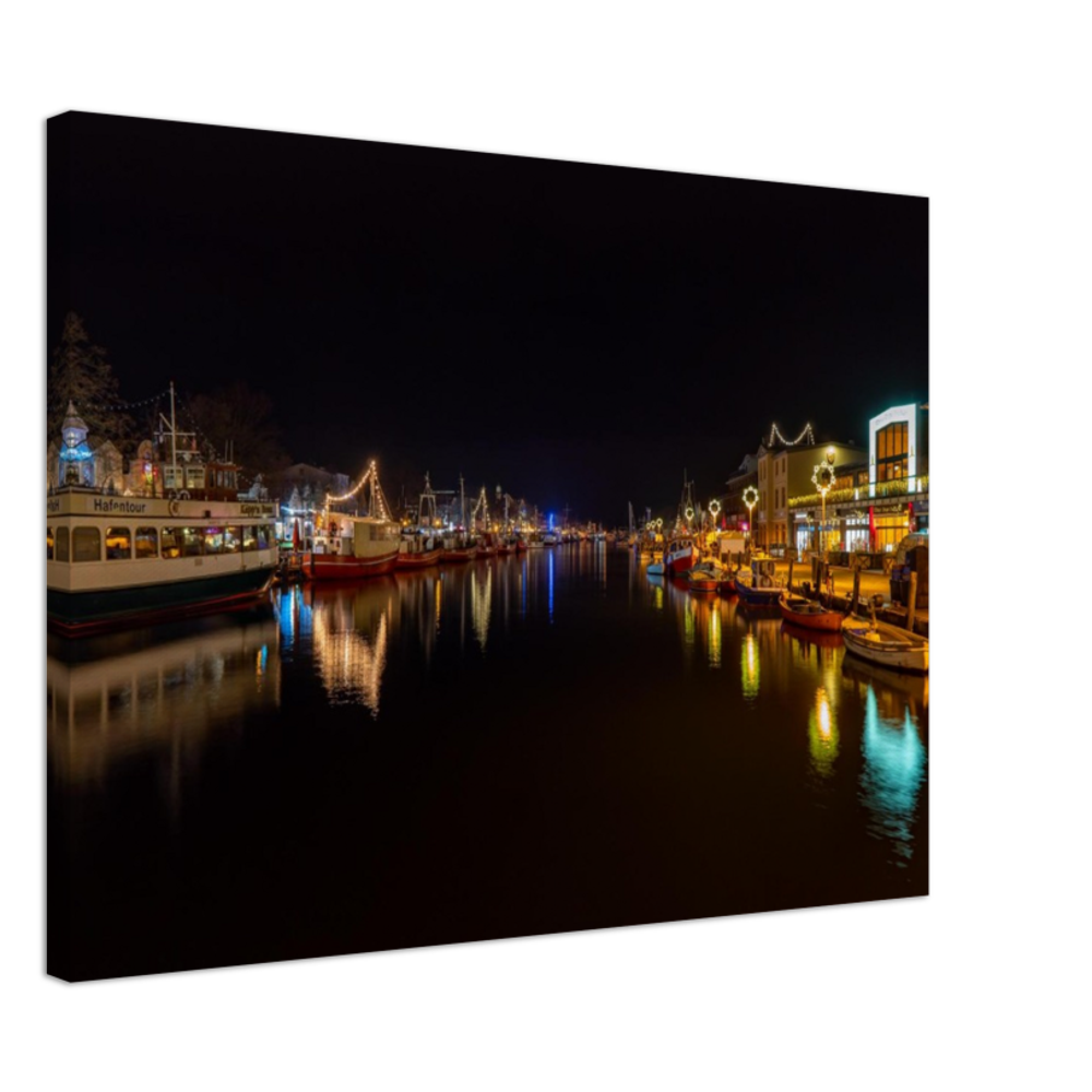 Warnemünde bei Nacht